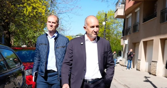 Bulgaria: Fostul președinte Rumen Radev a câștigat alegerile legislative