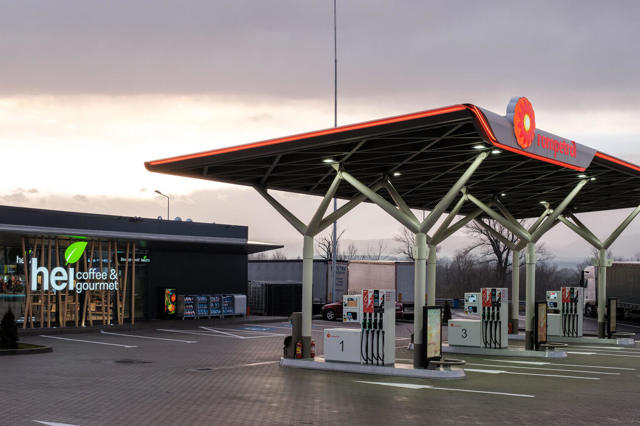 Rompetrol implementează o nouă investiție cofinanțată din fonduri europene, proiect strategic pentru dezvoltarea infrastructurii de încărcare electrică destinată atât vehiculelor ușoare (LDV), cât și vehiculelor grele (HDV)