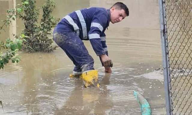 UPDATE. Cod portocaliu de inundații. Apa a intrat într-o școală din Buzău, cursurile au fost suspendate