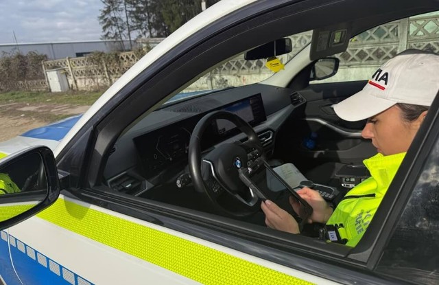 Dosar penal, la Mizil, pentru un bărbat prins conducând fără permis, pe DN1B