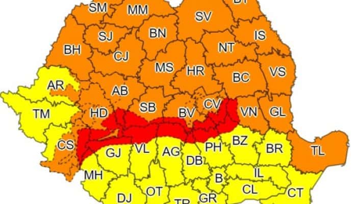 ANM a emis COD ROȘU de VÂNT, pentru 14 județe. Rafale de până la 180 km/oră