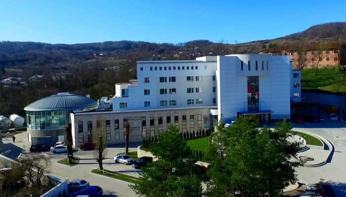 CORONAVIRUS | Încă o asistentă medicală de la SanConfind, a patra, a primit confirmarea că este infectată