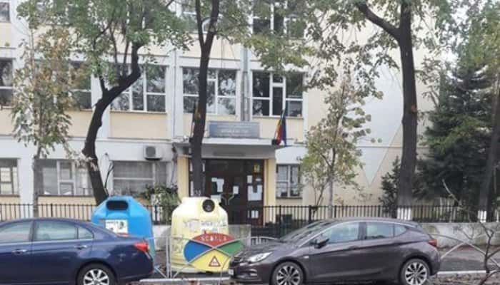 Directoarea unei școli din București a fost reținută pentru luare de mită, în urma unui flagrant