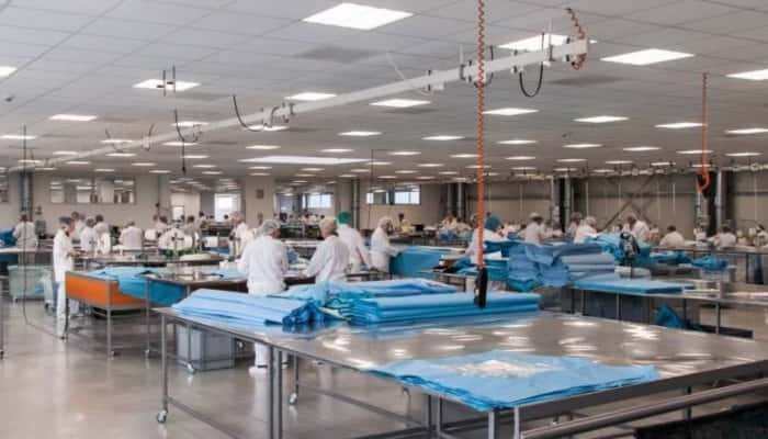 Activitate suspendată la o fabrică de produse medicale din Cisnădie, după ce o angajată a murit din cauza coronavirusului