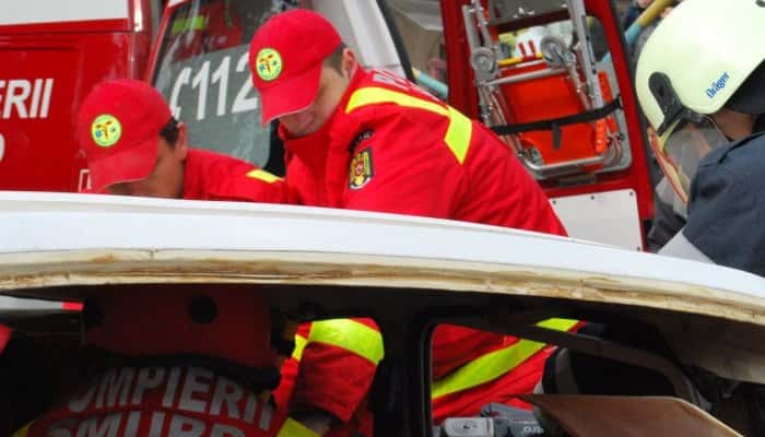 Accident grav, între Pleașa și Bucov. O victimă este încarcerată