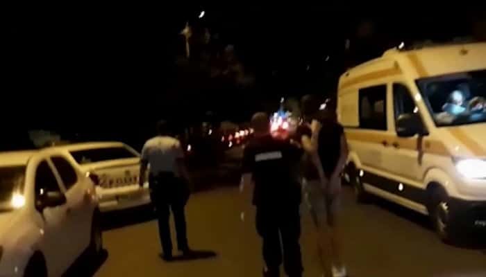 Doi bărbați au fost prinși în flagrant în timp ce dezbrăcau o tânără în Orășelul Copiilor din București