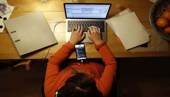 Anunț oficial de la Ministerul Muncii: "Angajatorii TREBUIE să dispună munca la domiciliu sau în regim de telemuncă". Adio, sporuri!