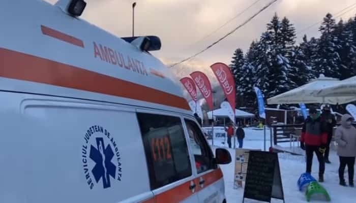 Precizări oficiale din partea Ambulanței, după incidentul de pe Kalinderu. Echipajele, nevoite să străbată o mare de turiștii indiferenți, la fiecare urgență