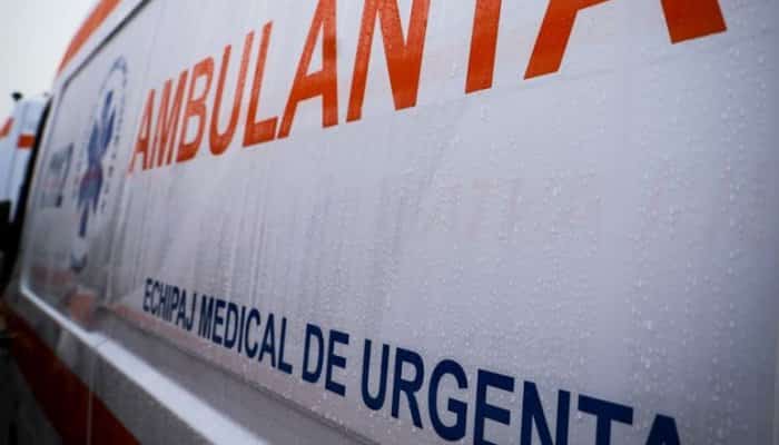 Un copil de 3 ani a murit în drum spre spital, după ce iniţial fusese preluat de o ambulanţă fără medic