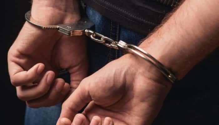 Prahovean reţinut pe motiv că ar fi întreţinut relaţii sexuale cu fiica sa minoră