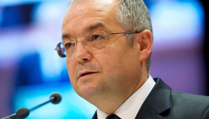 Emil Boc vrea desființarea județelor și regionalizarea: S-ar distruge un sistem clientar vechi de 55 de ani 