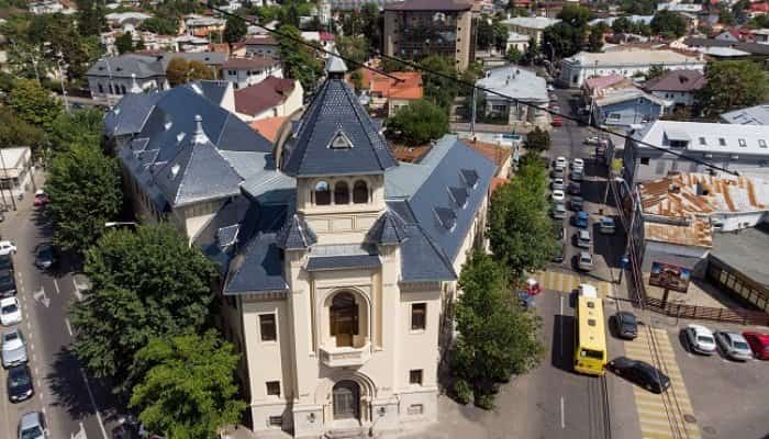 CSM: Certificatul verde nu este obligatoriu, de astăzi, și pentru accesul în instanțe sau parchete