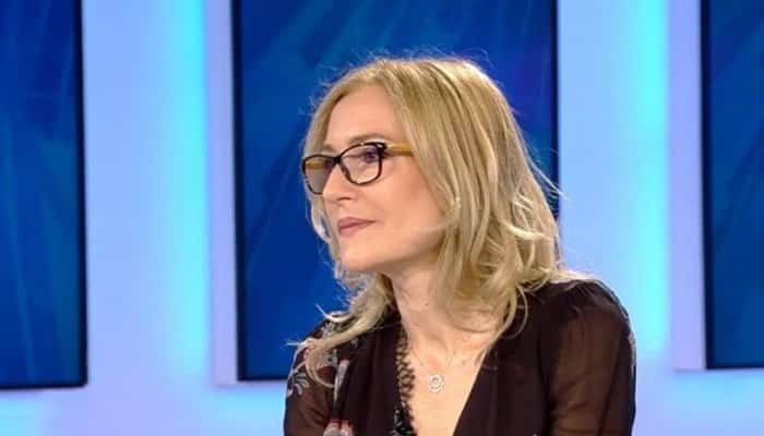 Dr. Simona Vlădăreanu: "Vaccinarea anti-COVID a gravidei protejează şi copilul. Serul nu ajunge în laptele matern"