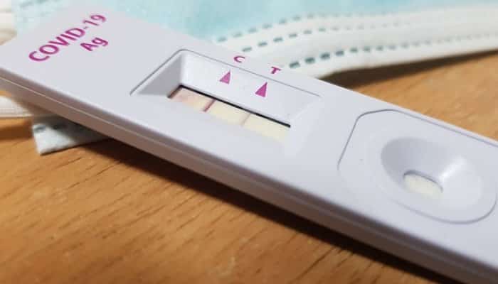 650 de prahoveni confirmați cu Covid, în ultimele 24 de ore. Peste 50.000 de pacienți din județ, vindecați de la începutul pandemiei