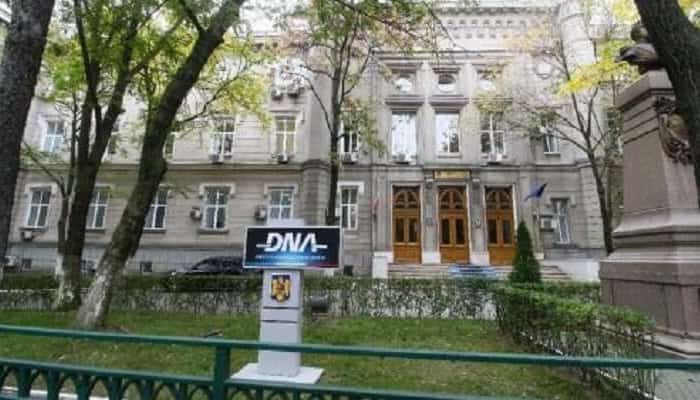 Directorul adjunct al Romsilva trimis în judecată de DNA, pentru luare de mită și abuz în serviciu