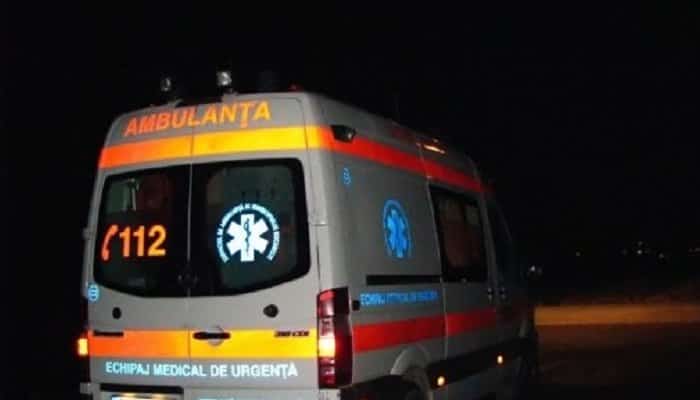 Pieton lovit de mașină, joi seară, pe un drum județean din Prahova