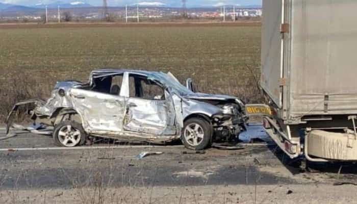 Două persoane au ajuns la spital după accidentul grav produs pe DN72 la ieşirea din Ploieşti