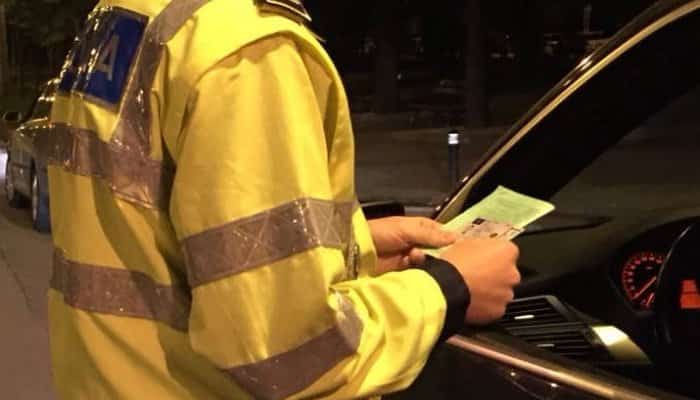 Tânăr din Dâmbovița, fără permis de conducere, depistat la volan pe Valea Prahovei