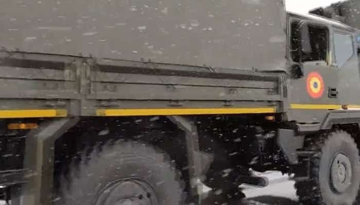 VIDEO - Camioane ale Armatei Române implicate într-un accident pe DN 1B, între Mizil și Buzău
