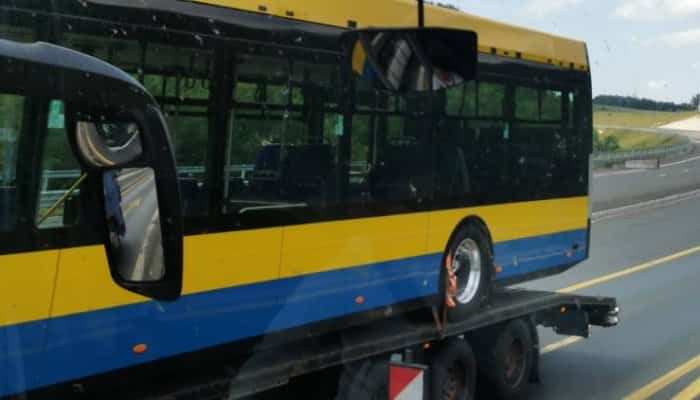 FOTO | Primul autobuz electric este în drum spre Ploieşti