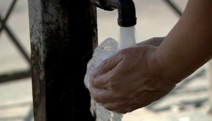 Primarul unei comune din Gorj oferă recompense celor care își pârăsc vecinii că risipesc sau fură apă
