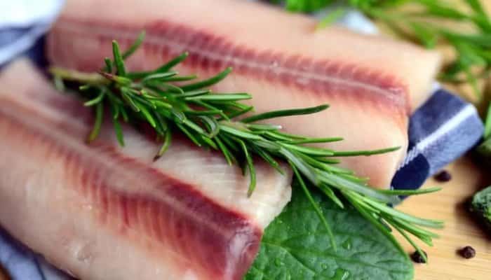 Comisarii ANPC au descoperit valori periculoase de cadmiu în două tone de pește de import