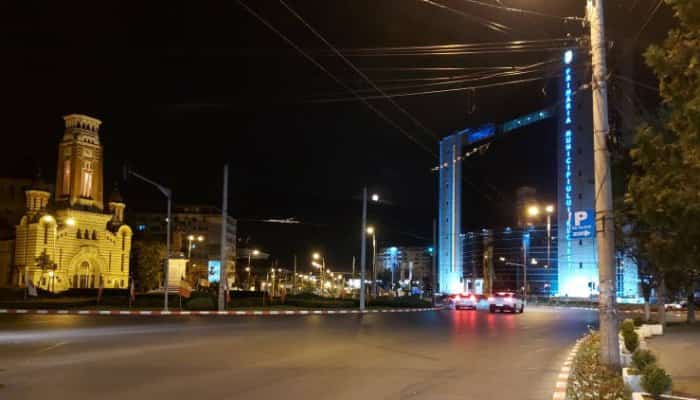 Iluminat public modern pe bulevardele din Ploieşti, cu bani de la AFM