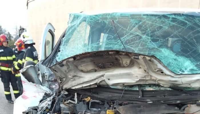 Patru victime în urma unui accident pe DN72 Ploiești – Târgoviște. Un microbuz și două tiruri implicate în eveniment