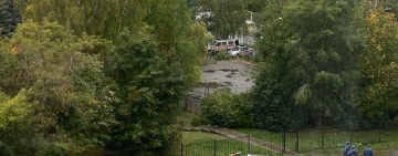 Cel puţin şase morţi şi 20 de răniţi în atacul armat de la școala din Ijevsk. Suspectul s-a sinucis