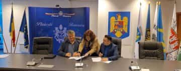 Ploieștiul a semnat contractele pentru modernizarea sistemelor de iluminat pe traseele 101 și 102