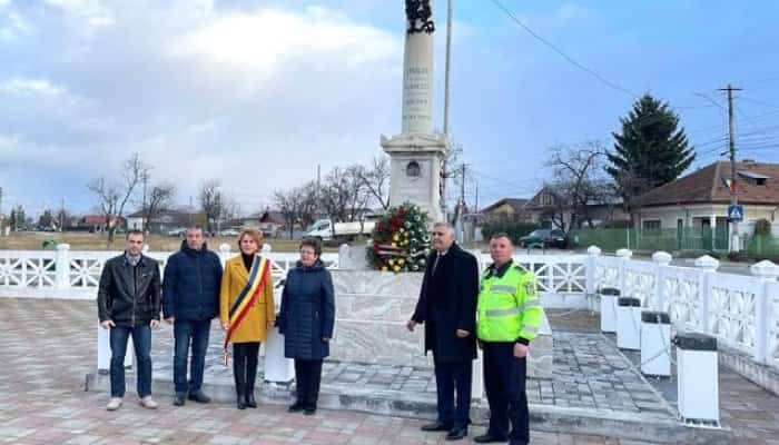Ziua Națională a României, sărbătorită și la Florești. Manifestările de 1 Decembrie au loc la monument