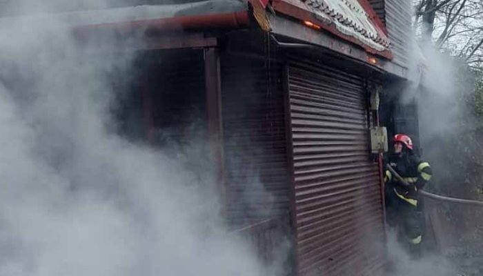FOTO. Intervenție în cazul unui incendiu izbucnit la o casa în comuna Bilciurești