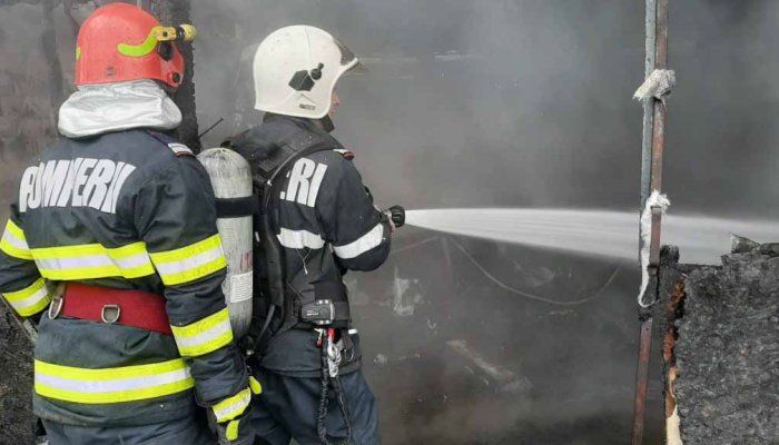 5 persoane rănite de explozia unei rulote tip fast food în Maramureș