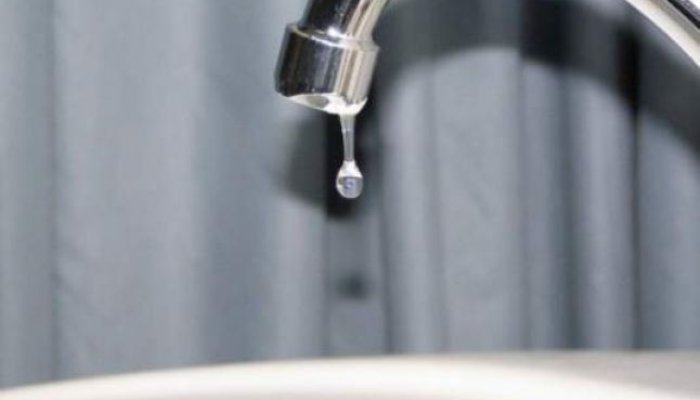 HIDRO PRAHOVA a oprit apa în municipiul Câmpina, pentru remedierea unei defecțiuni accidentale