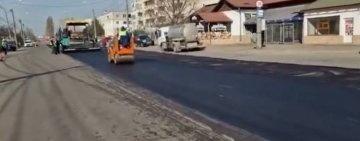 VIDEO | A început asfaltarea străzii Mihai Bravu din Ploieşti
