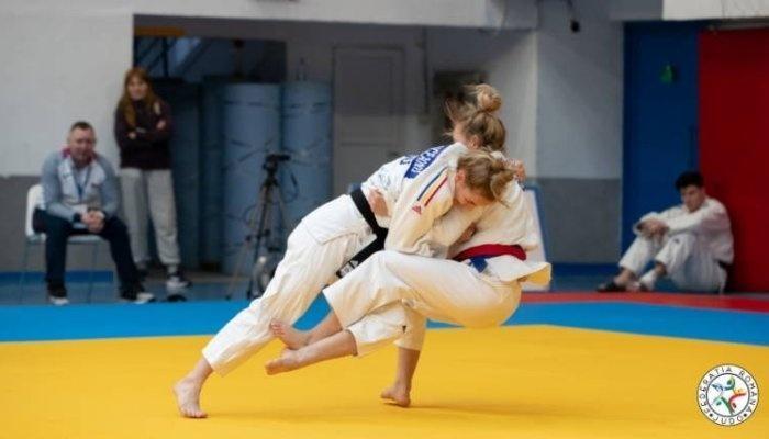 JUDO | Trei sportive din Cuba ar putea primi cetăţenia română