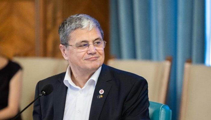 Marcel Boloș: În Săptămâna Mare încărcăm cardurile de alimente cu cei 250 de lei