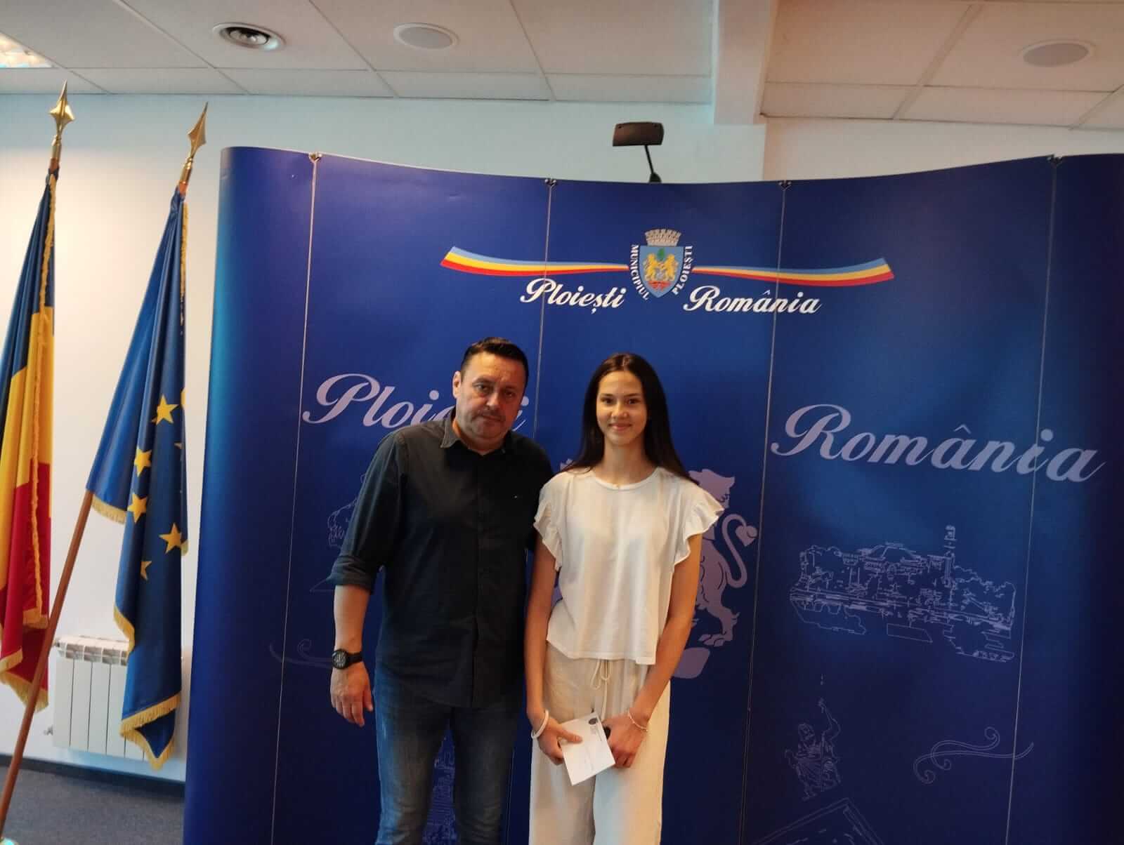 absolvenții cu media 10 premiere