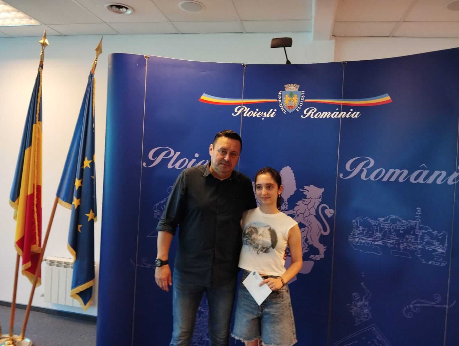 absolvenții cu media 10 premiere