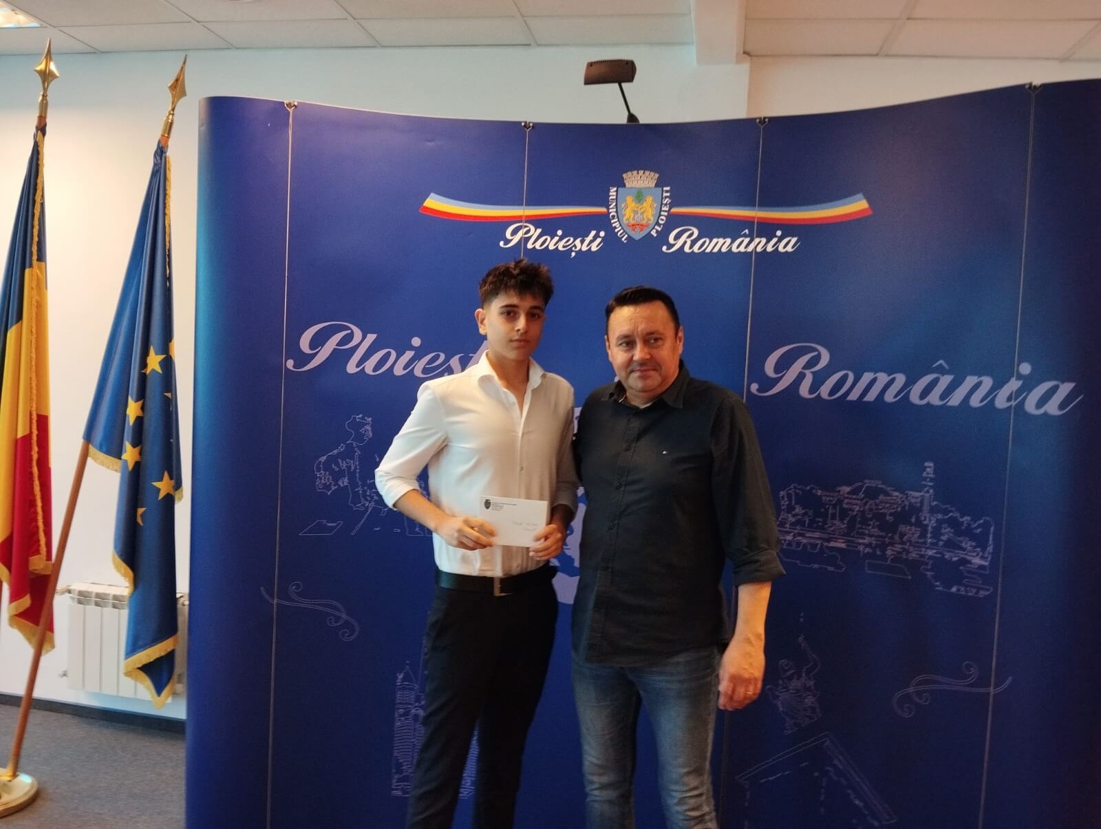 absolvenții cu media 10 premiere