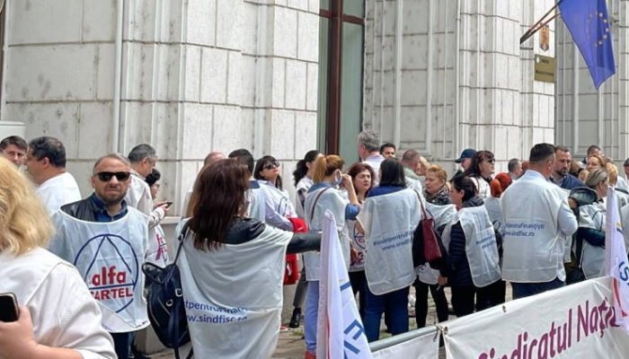 ORDONANTA AUSTERITATII | Sindicaliștii din direcțiile de asistență socială și protecția copilului amenință cu proteste în stradă din 28 august