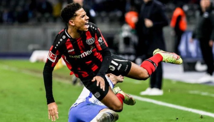 TOPUL cluburilor mari de fotbal care nu prea câștigă campionate