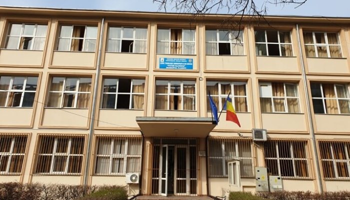 tâlhărie liceu ploiesti