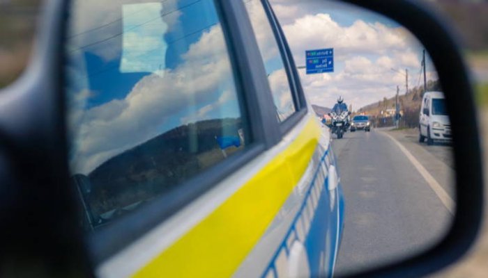 Patru răniți, după un accident între două mașini pe DN11