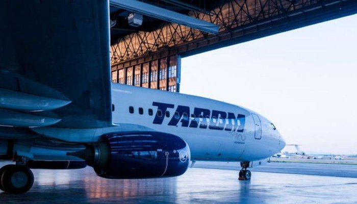 TAROM 