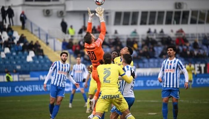 poli iasi petrolul