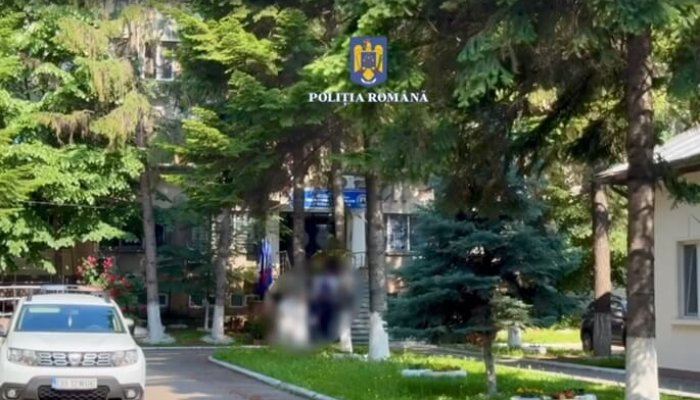 bani găsiți copii tâlhărie