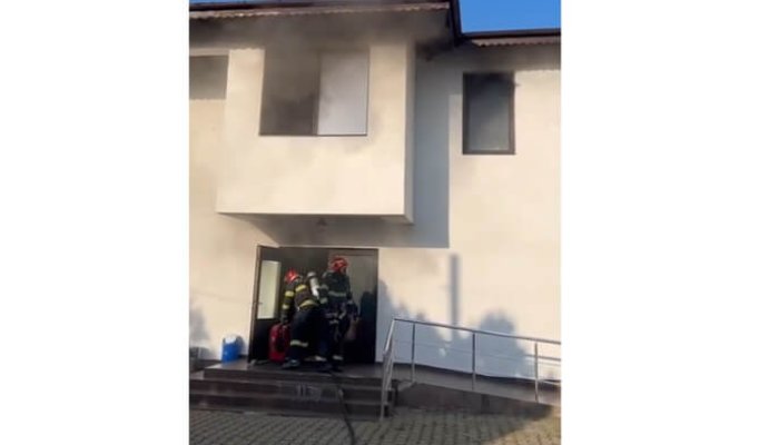 incendiu centru comunitar berceni