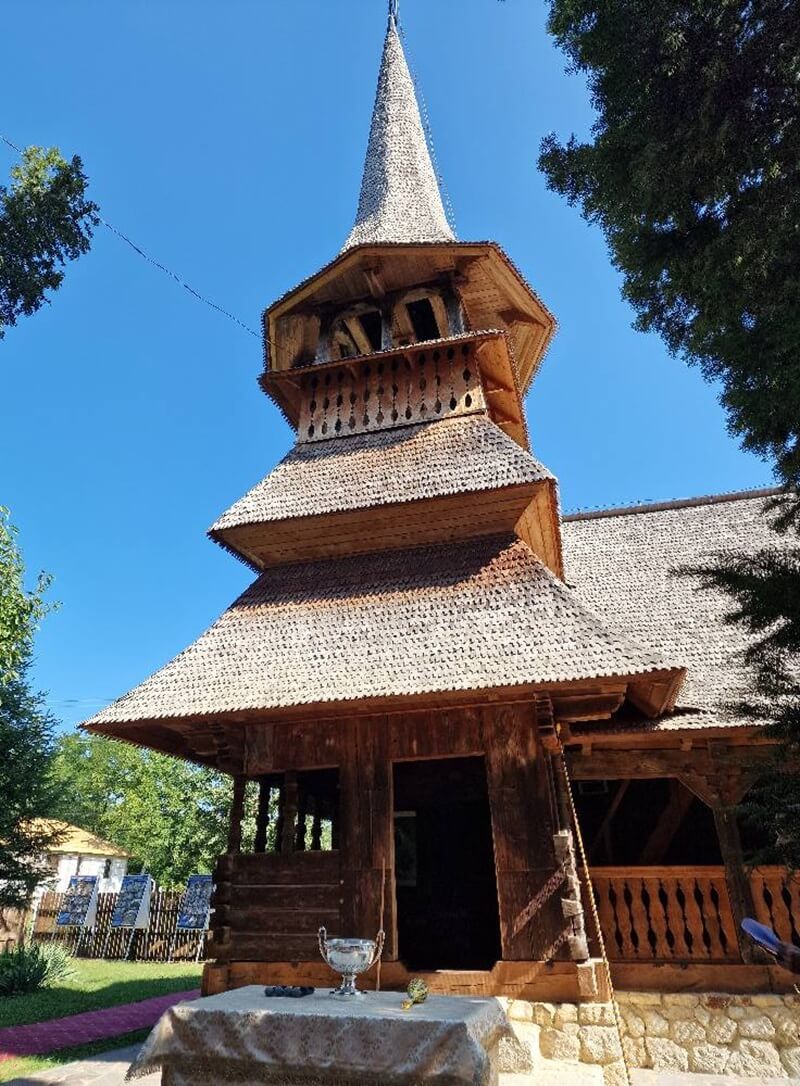 bisericuța călătoare urlați