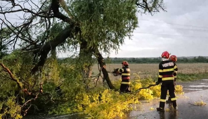 alertă vijelie prahova